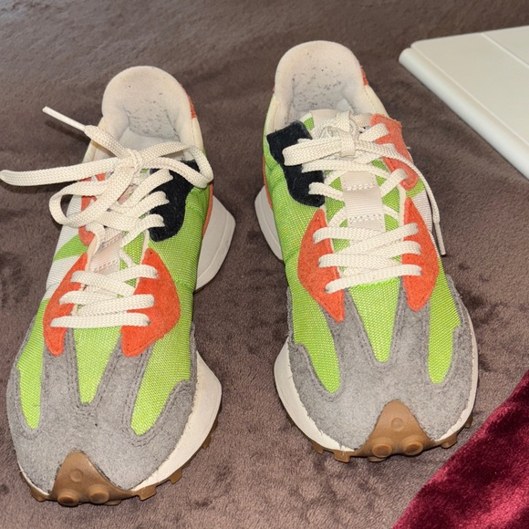 EUC New Balance Green and Orange Sneakers - Picture 1 of 10